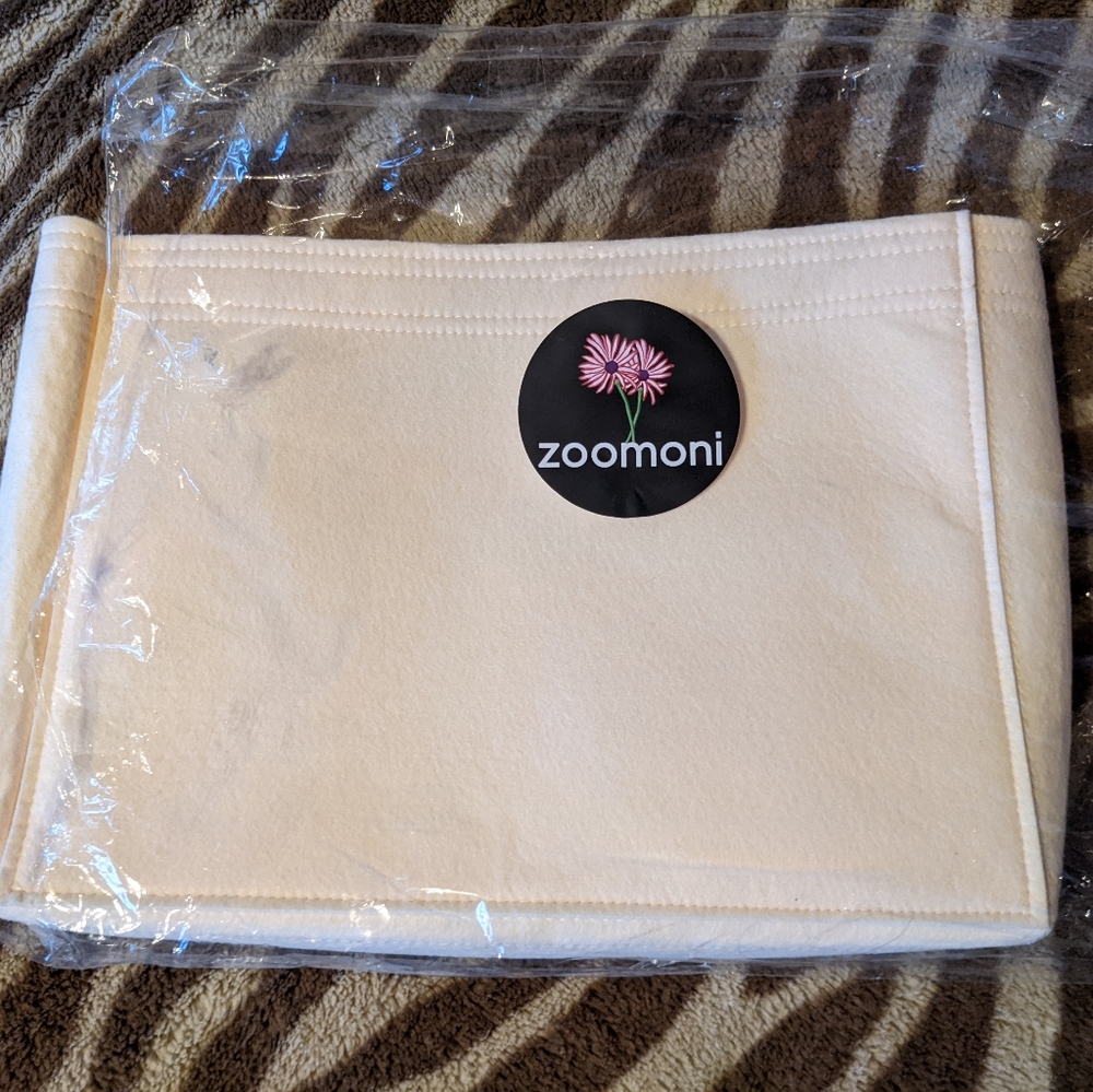 !!!SOLD!!! Neverfull Bag Organizer (Custard Cream color), Brand New - never used